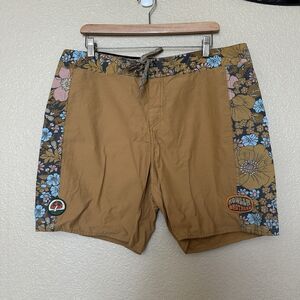Howler Brothers Men's Ensueno Boardshorts yellow brown pink Flowers Floral 36